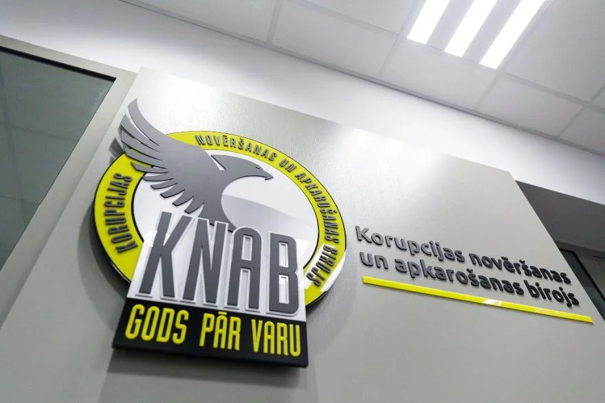 KNAB rosina kriminālvajāšanu par kukuļdošanu prokurorei
