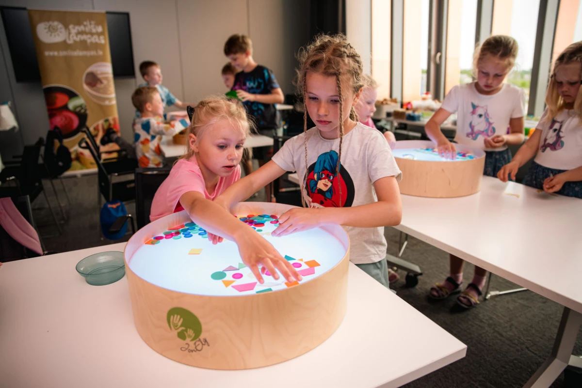 Zinātnes centrs VIZIUM izziņo vasaras nometnes bērniem