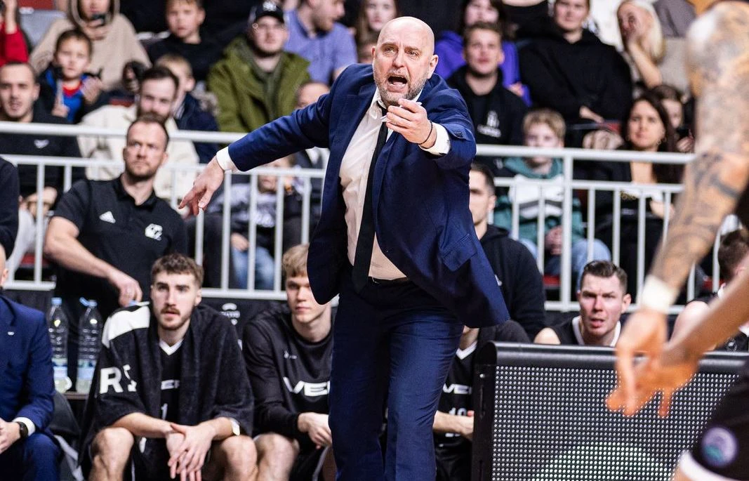 VEF Rīga galvenā trenera amatā stājas Jevgēnijs Kosuškins