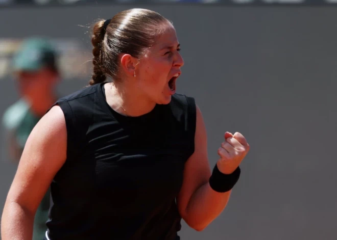 Aļona Ostapenko uzsāk dalību French Open turnīrā Parīzē