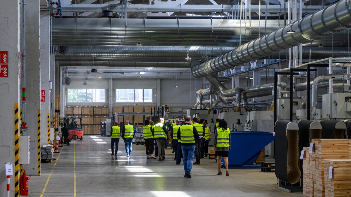 Mēbeļu ražotājs Avoti Rēzeknē iegulda 40 miljonus eiro