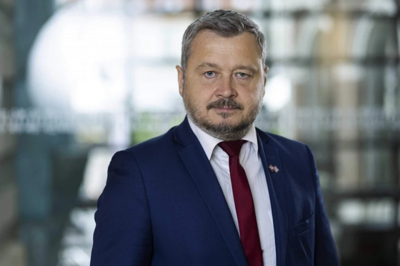 Депутат Гиртс Лапиньш отказался от мандата в Сейме Латвии