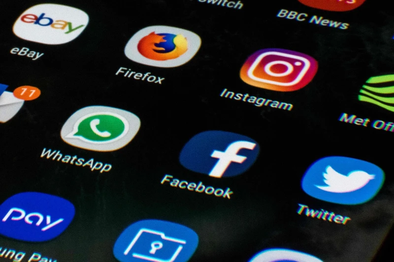 Malaizija ievieš stingru vecuma ierobežojumu sociālajos tīklos