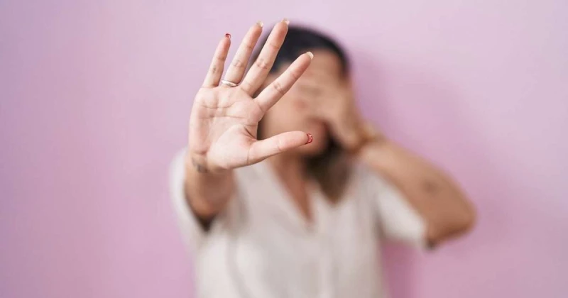 Sievietes apsūdz luterāņu mācītāju seksuālā izmantošanā