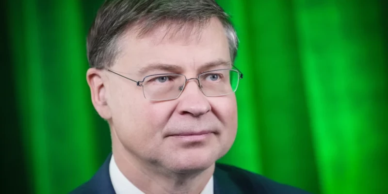Домбровскис: Латвия сохраняет бюджетную дисциплину при росте трат