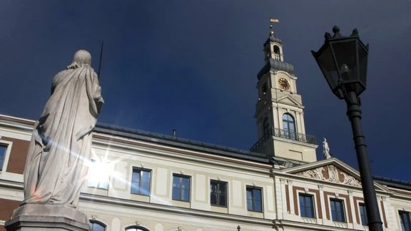 В Рижской думе планируют запретить частную видеосъемку заседаний