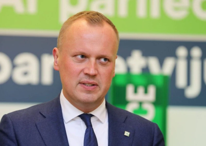Эдгарс Таварс предлагает ограничить влияние министров на регионы