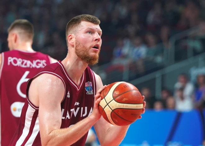 Dāvis Bertāns liek punktu karjerai Latvijas basketbola izlasē