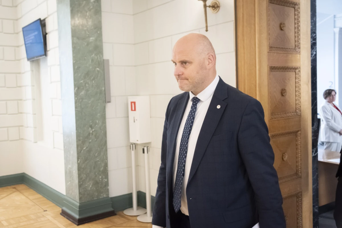 Kulbergs noraida sadarbību ar vairākiem politiskajiem spēkiem