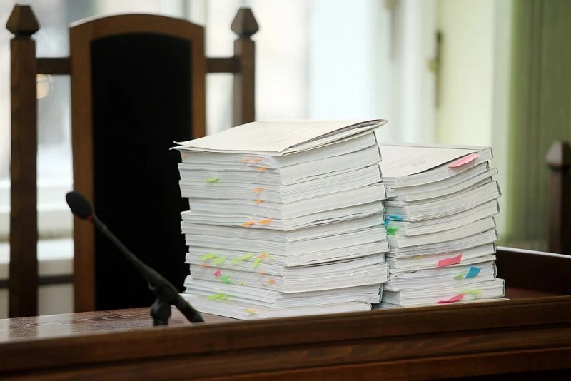 Суд оставил под арестом полицейского, обвиняемого в убийстве