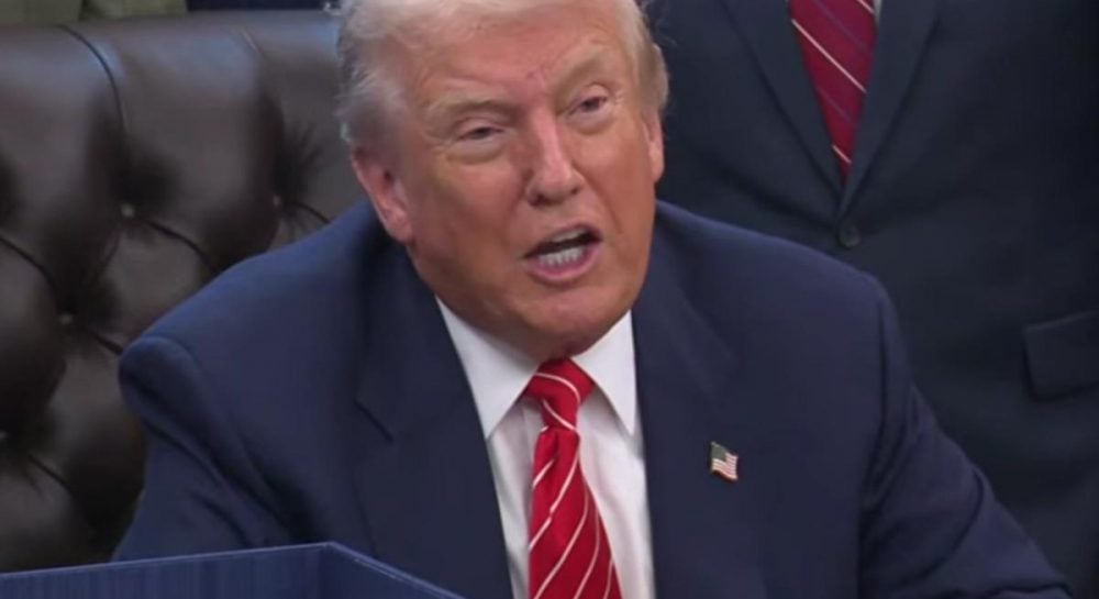 Трамп раскрыл детали секретной смены самолета после саммита НАТО