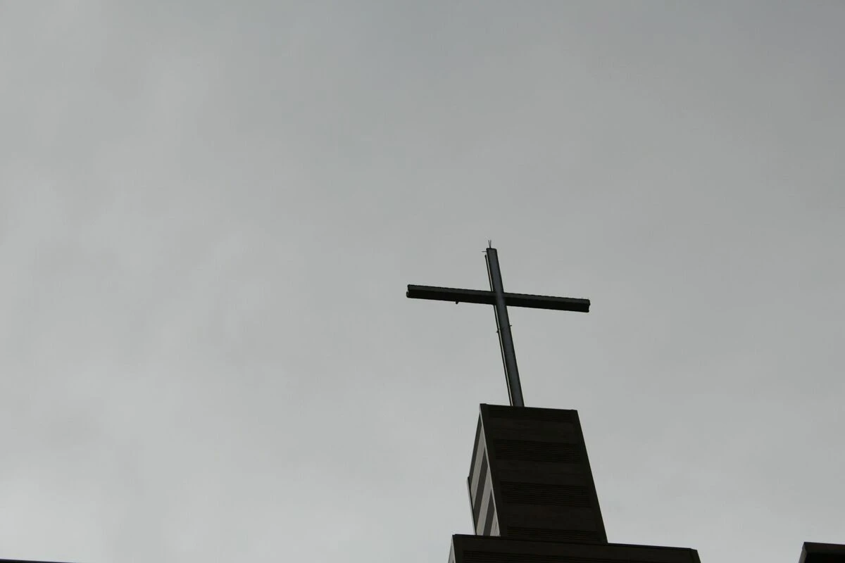 Lietuvā priesteri apsūdz par noziegumiem pret bērniem 23 gadu garumā
