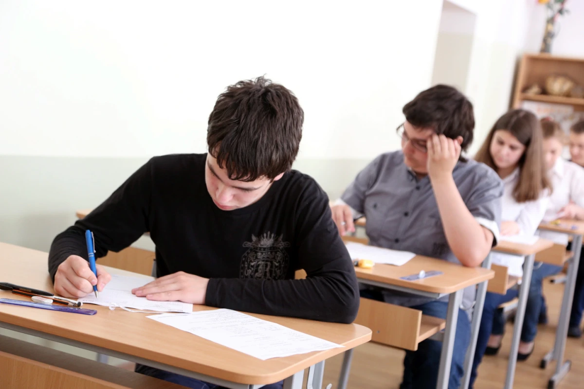 Darba devēji aicina ieviest dabaszinību eksāmenu 9. klasē