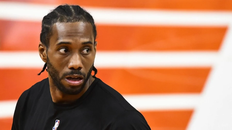 Kavai Lenards paraksta 115 miljonu dolāru līgumu ar „Raptors”