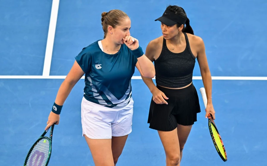 Ostapenko un Sji sasniedz Pekinas WTA 1000 dubultspēļu ceturtdaļfinālu
